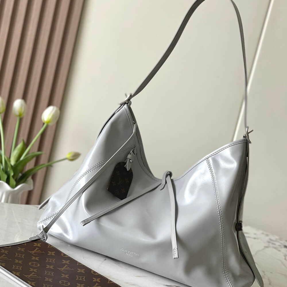 LV  CarryAll Vibe MM Bag