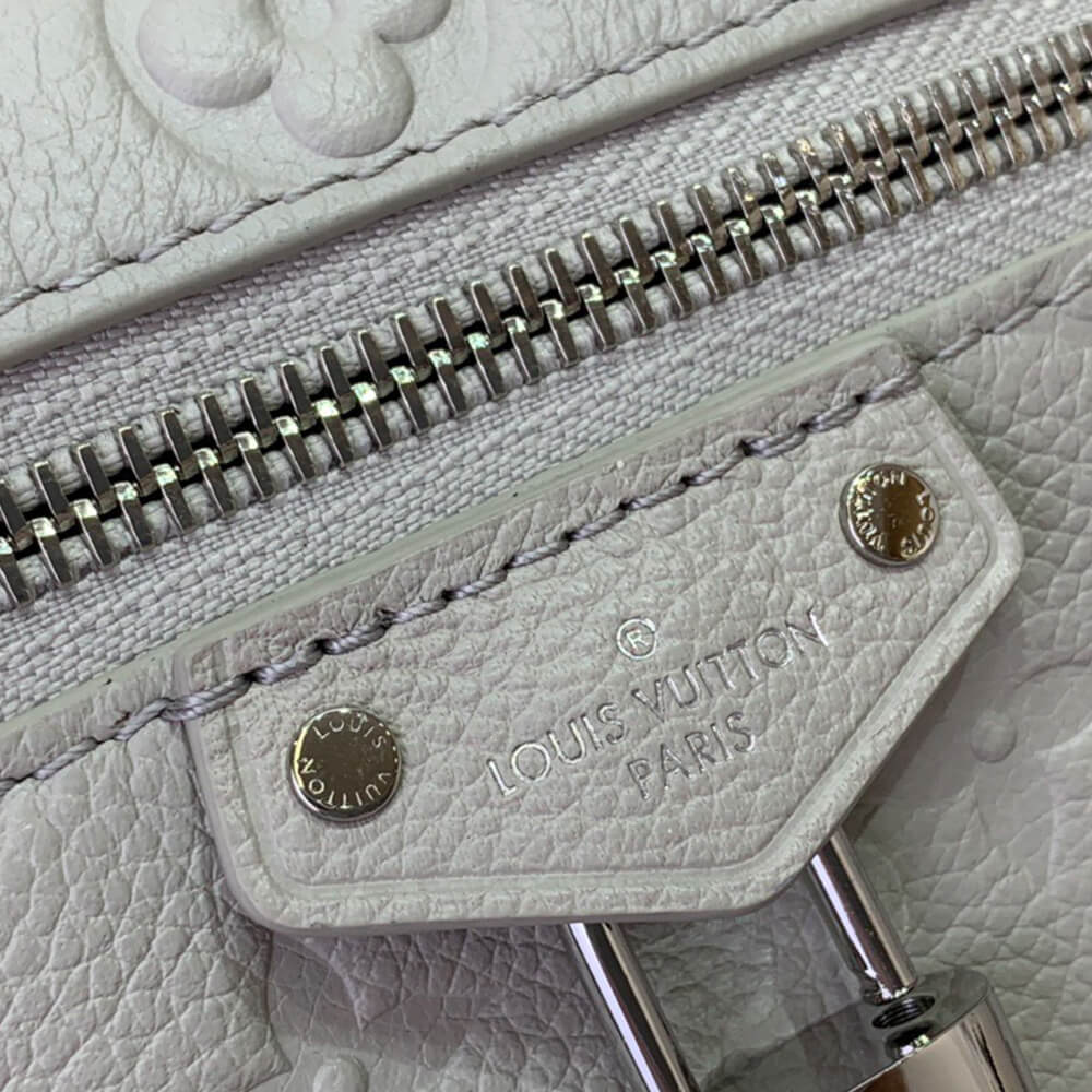 LV Vanity Chain Pouch(HIGH-END GRADE)
